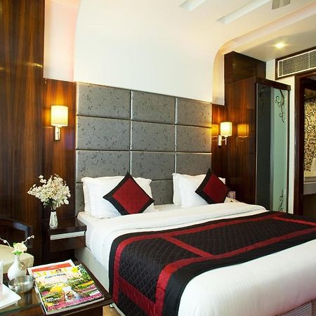 Hotel Delhi 55 -City Center Nueva Delhi Exterior foto