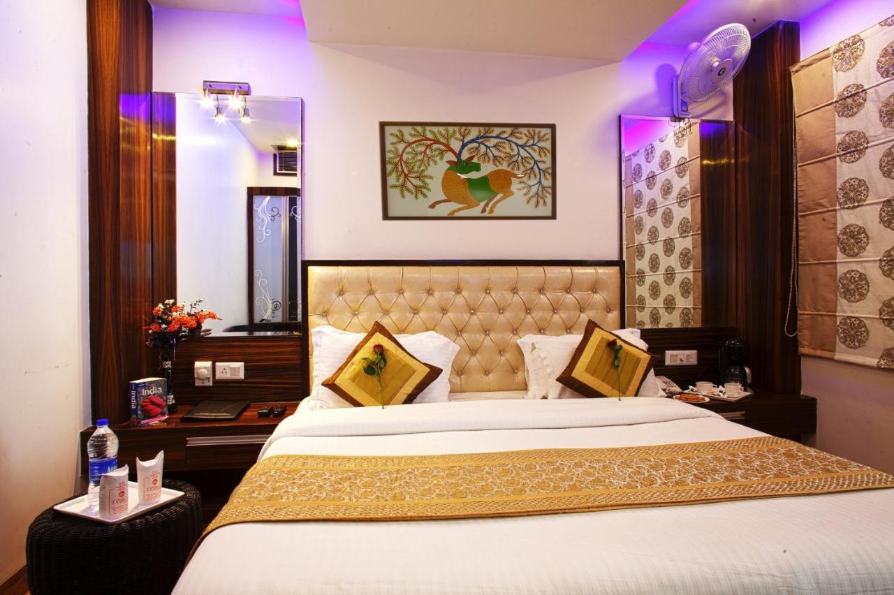Hotel Delhi 55 -City Center Nueva Delhi Habitación foto